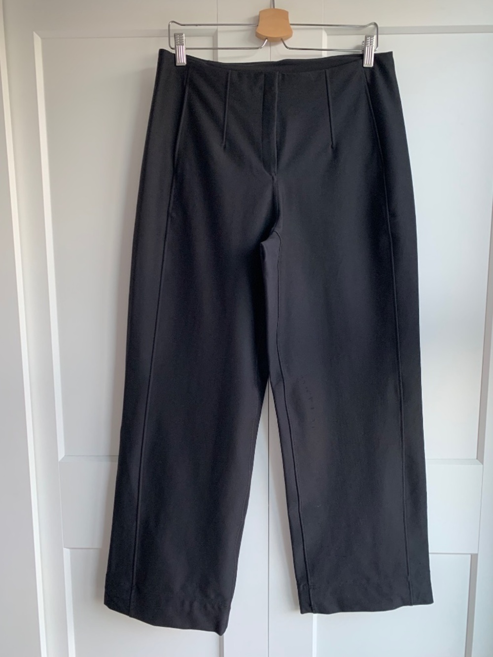 Lululemon Utilitech Relaxed-Fit Mid-Rise Trouser Women's size 10